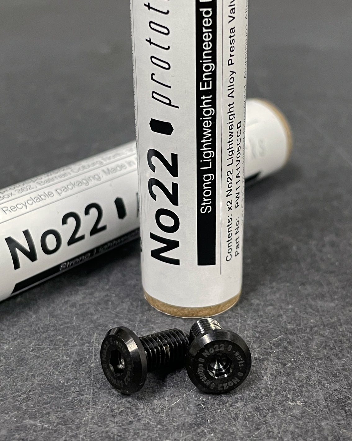 No. 22 | Prototipo Works Ultra Low Bidon Bolts