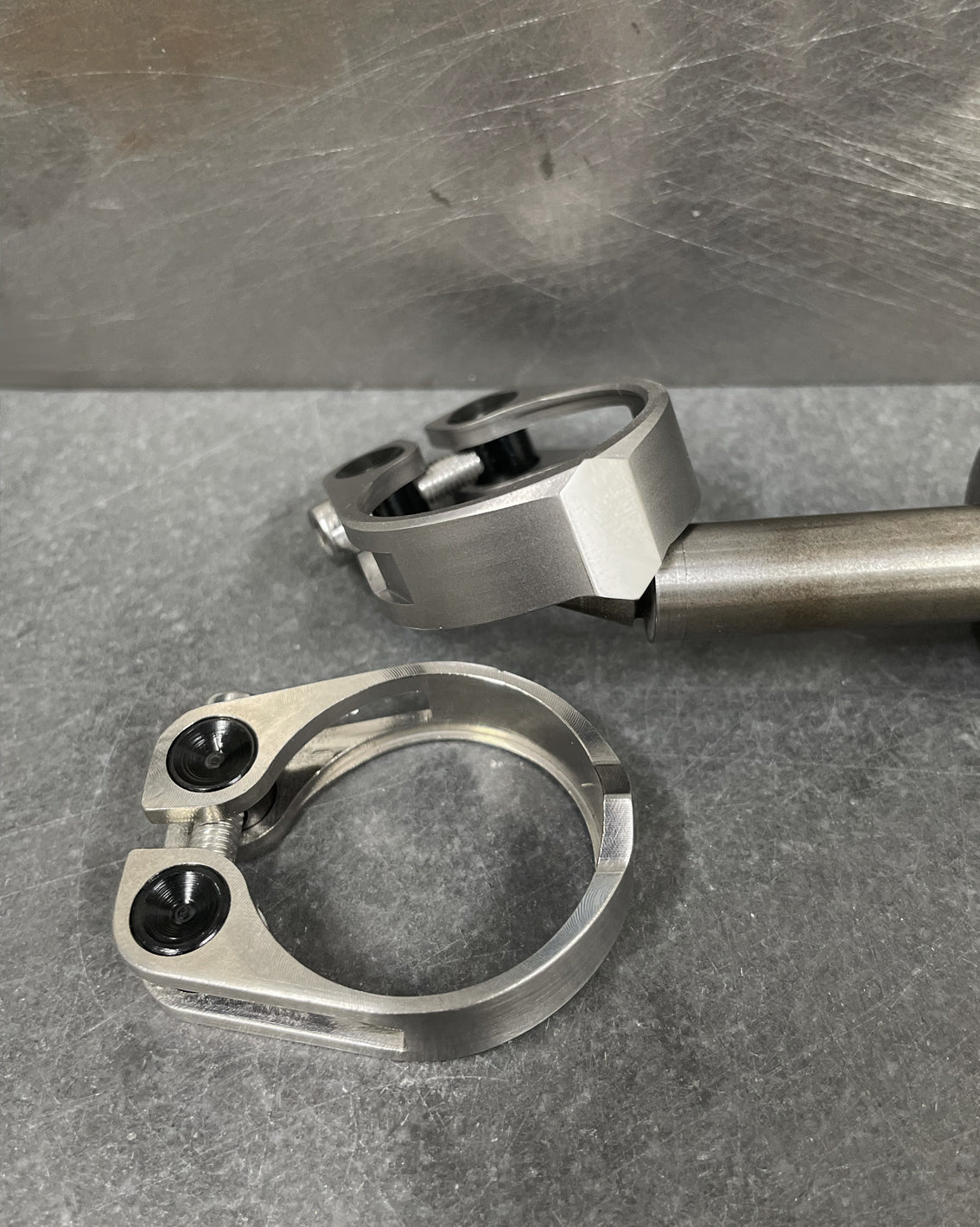 No. 22 Titanium Seatpost Clamp