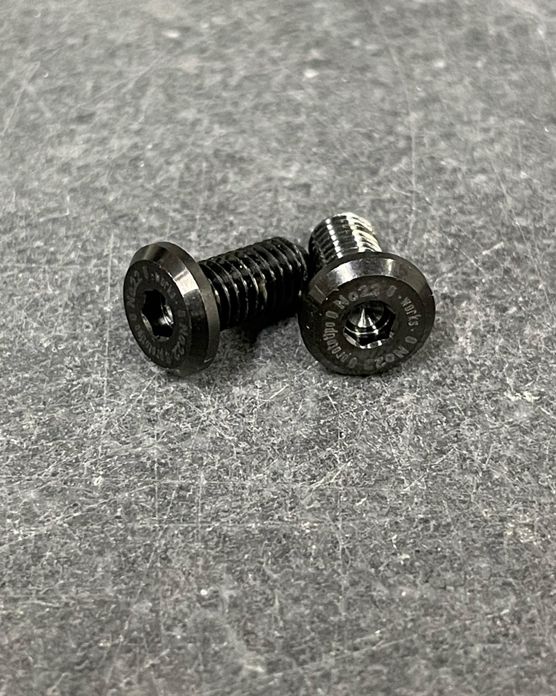 パーツ VELENO MORTALE No. 22 | Prototipo Works Ultra Low Bidon Bolts – No. 22